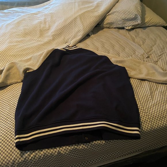 Coats/Jackets - Picture 6 of 9